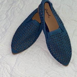 NWOT Qupid Loafers